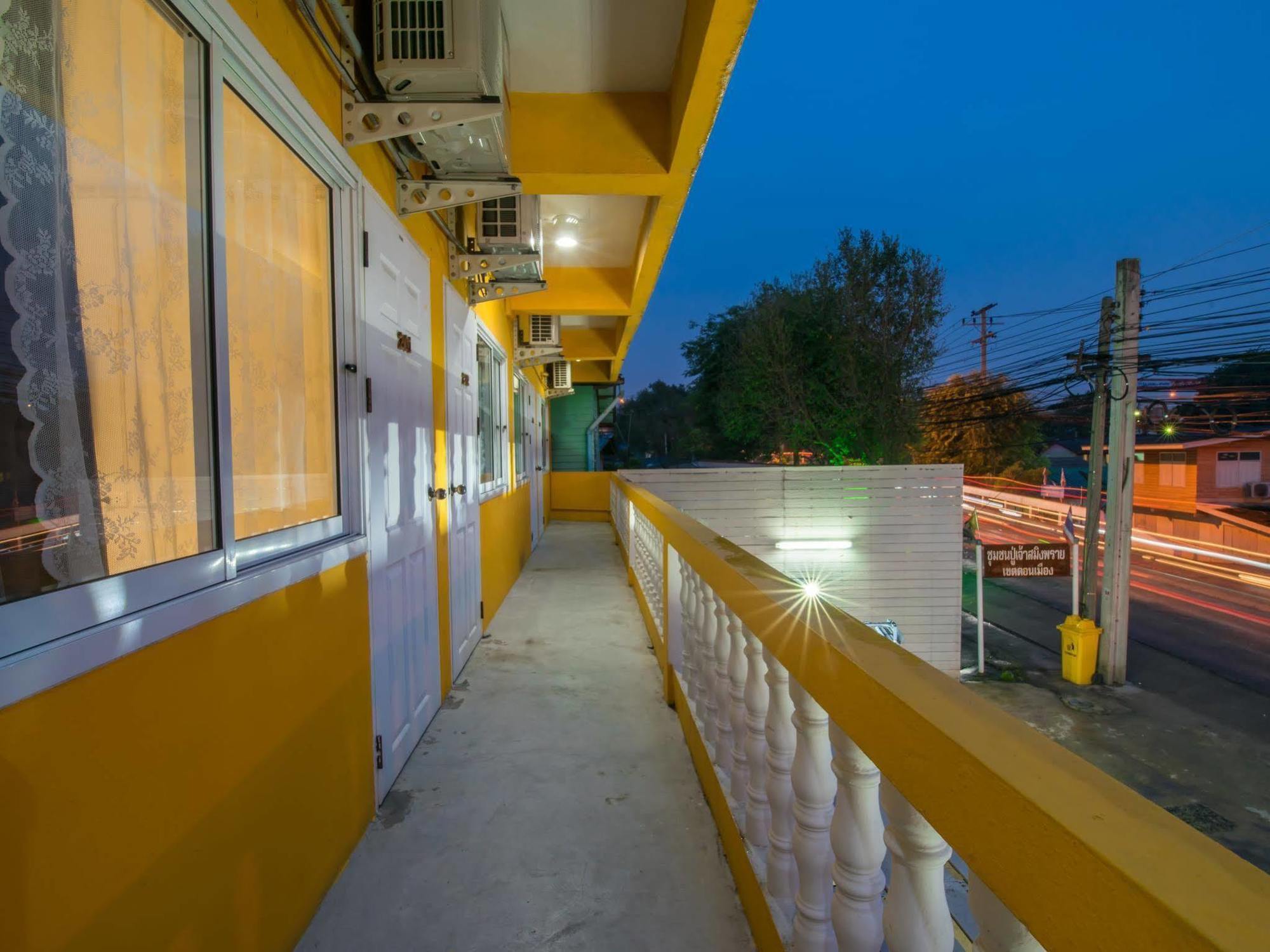 Take A Rest Donmuang Residence Бангкок Экстерьер фото